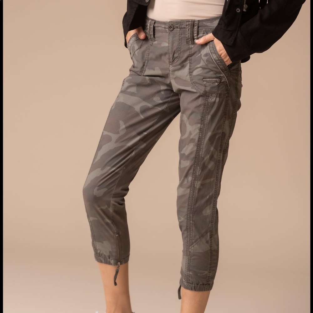 Marrakech camo shine cargo pants - Picture 2 of 4